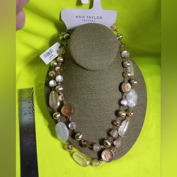 Ann Taylor Jewelry - Ann taylor beaded fashion runway statement necklace goldtone pink